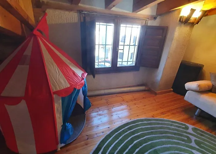 El Rinconcito Del Hornillo - Con Chimenea 6 Personas Nyaraló